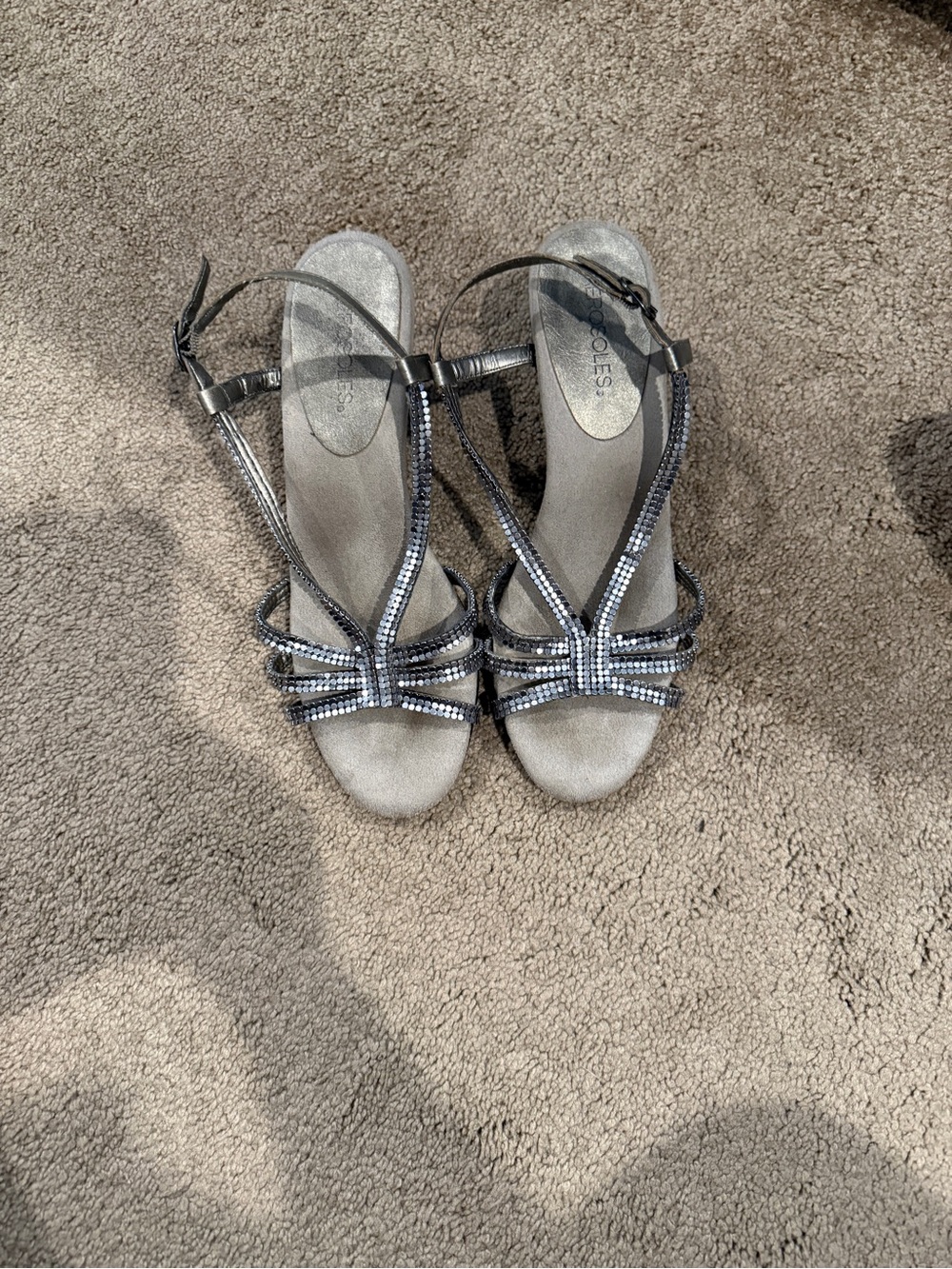 AEROSOLES Silver T-Strap Rhinestone Sandals